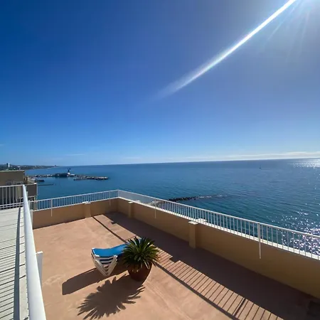 Front Edificio Mayoral Centro Ciudad Y Primera Linea Playa Muy Amplio Y Espacioso * מארבלה