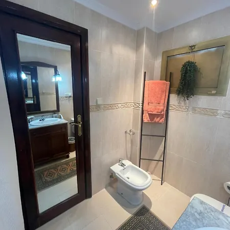 דירה Front Edificio Mayoral Centro Ciudad Y Primera Linea Playa Muy Amplio Y Espacioso מארבלה