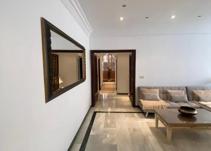 Front Edificio Mayoral Centro Ciudad Y Primera Linea Playa Muy Amplio Y Espacioso Апартаменти Марбелья