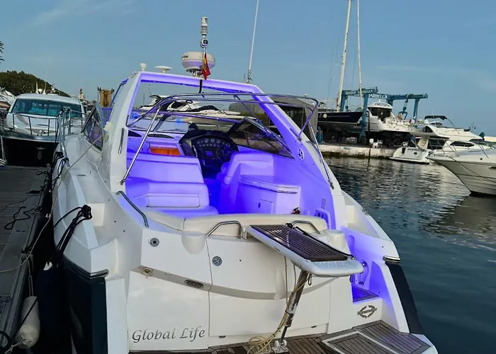 Front Edificio Mayoral Centro Ciudad Y Primera Linea Playa Muy Amplio Y Espacioso * Марбелья