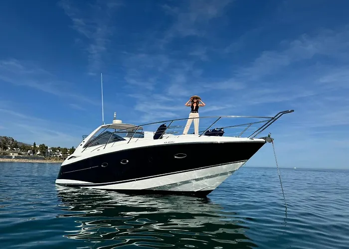 Front Edificio Mayoral Centro Ciudad Y Primera Linea Playa Muy Amplio Y Espacioso *