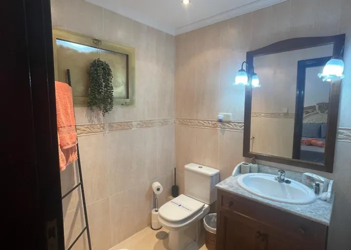 Front Edificio Mayoral Centro Ciudad Y Primera Linea Playa Muy Amplio Y Espacioso Appartement Marbella