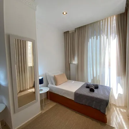 Apartamento Beachfront Edificio Mayoral Primera Linea De Playa Y Centro Ciudad Con Barco Opcional *